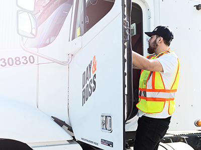 CDL A Regional Drivers - GREAT PAY & Top-notch Equipment - Norfolk, VA - Day & Ross